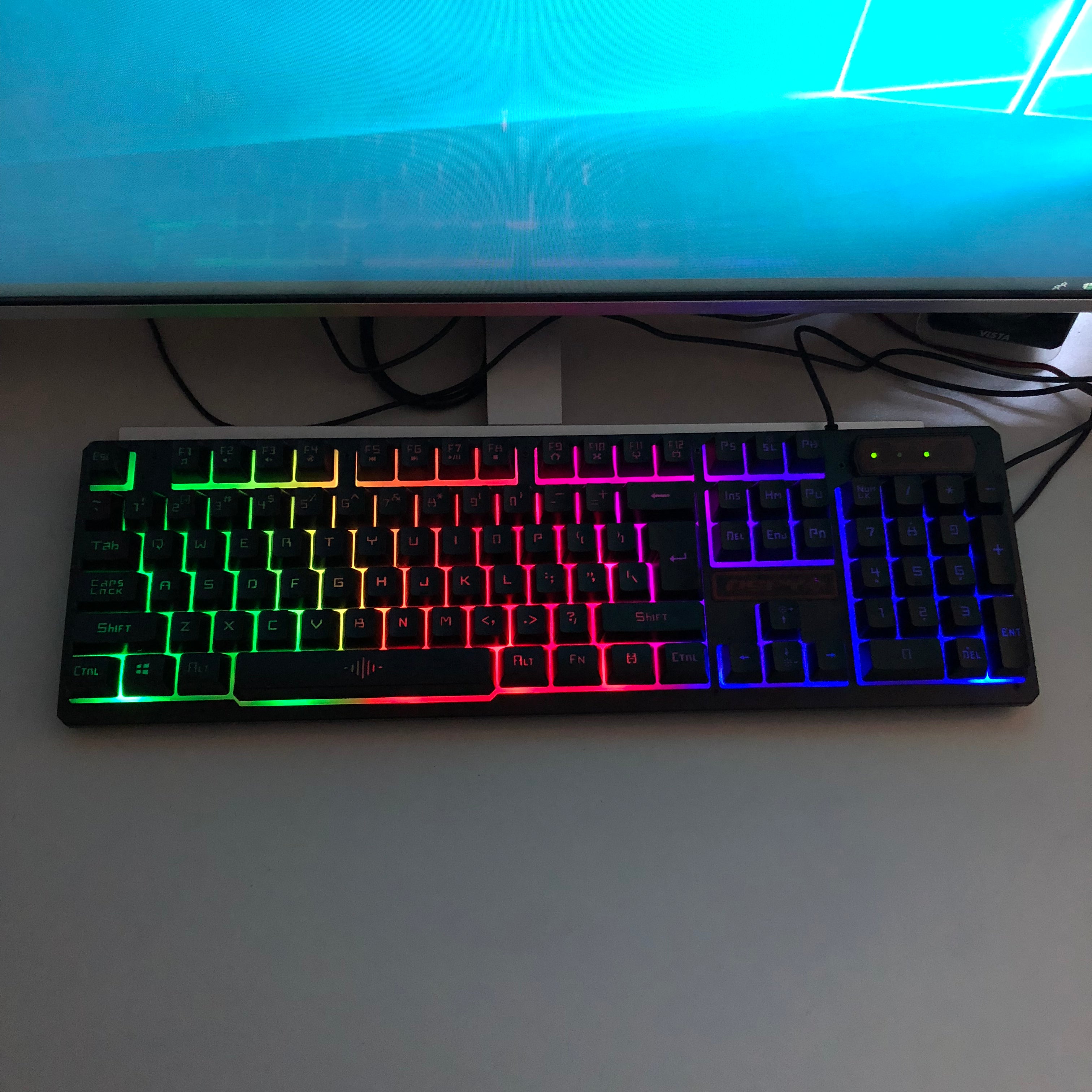Teclado con Retroiluminación - Arboleda Store