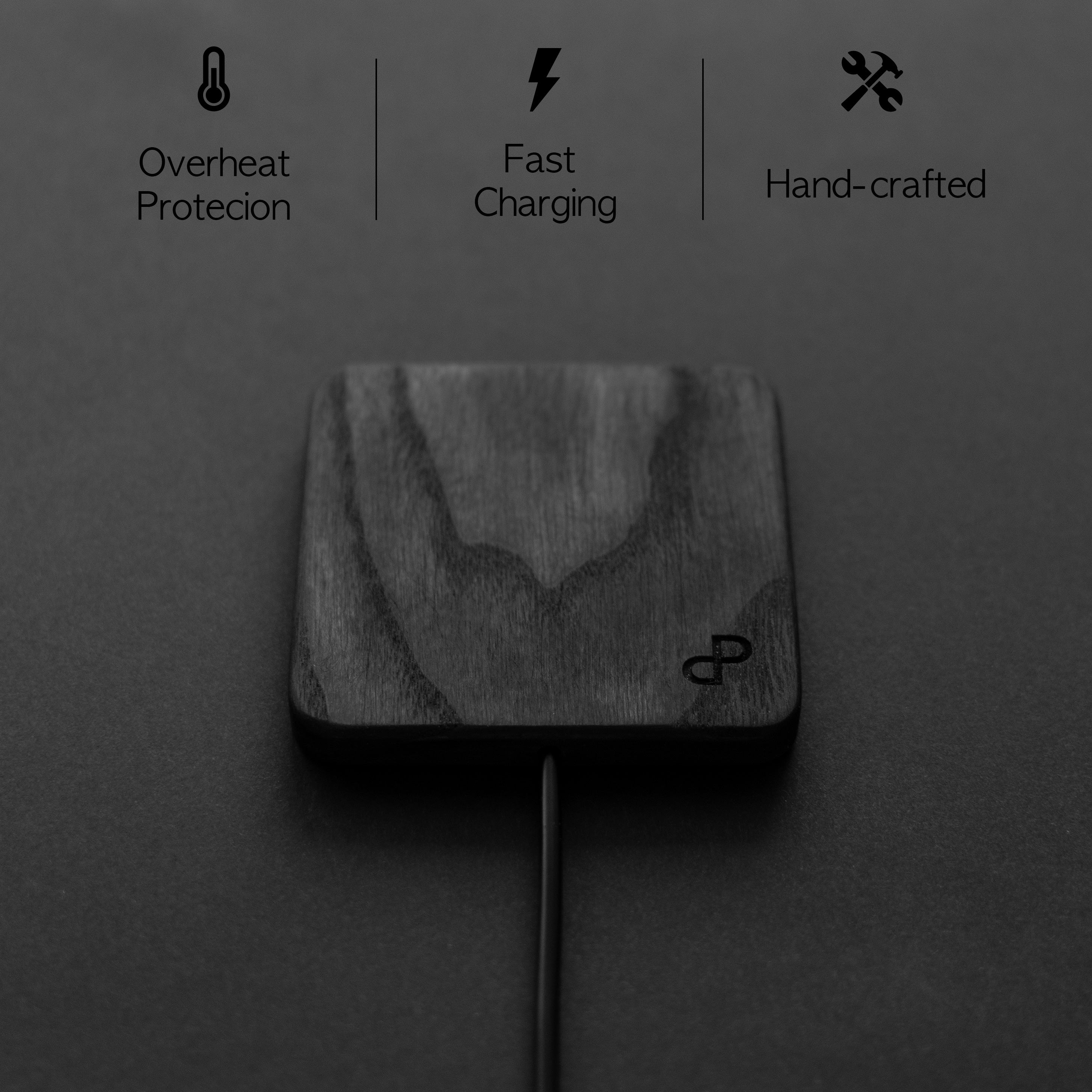Handcrafted Wooden Wireless Charger - Arboleda Store